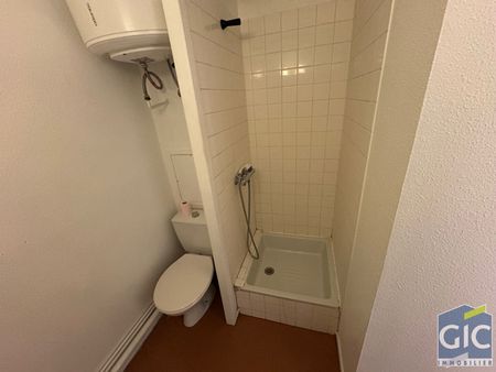 Location Appartement 1 pièce 18m² - Photo 2