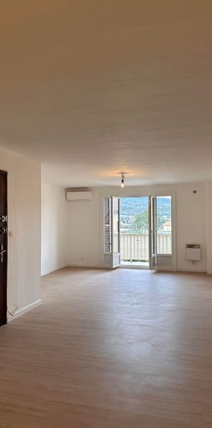 Location Appartement 1 pièce 43m² - Photo 1