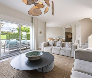 Townhouse · Nueva Andalucía - Photo 2