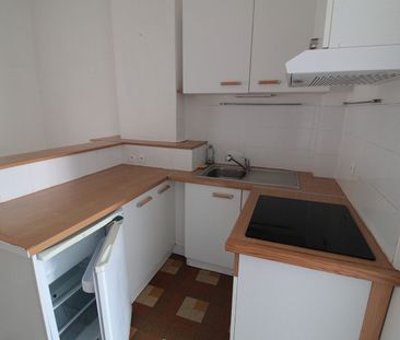 Location Appartement 1 pièce 39m² - Photo 6