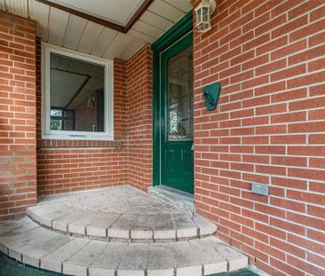 For Lease - 49 Dorchester Drive, Brampton, Ontario - Photo 3