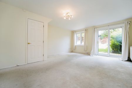 Southey Close, St Andrews Ridge, Swindon, SN25 - Photo 5