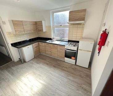 4 bedroom house to rent - Photo 3
