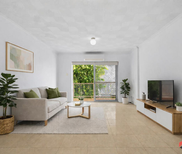 Spacious, Low-Allergenic Apartment with Easy CBD Access - Photo 2