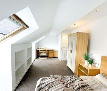 Kingsley Place, Heaton, NE6 - Photo 1