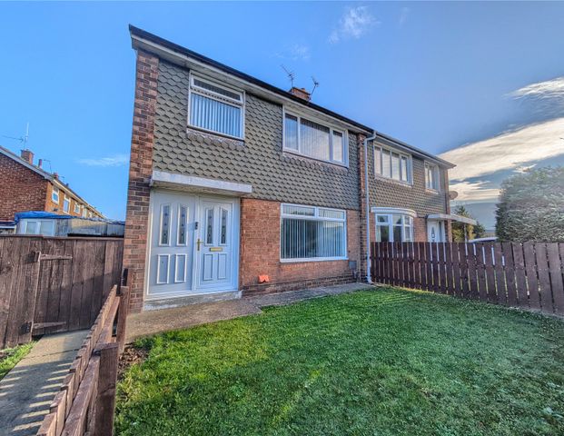 2 bed semi-detached house to rent in Sandsend Road, Middlesbrough, TS6 - Photo 1