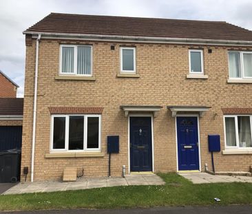 3 bedroom semi-detached house to rent - Photo 2