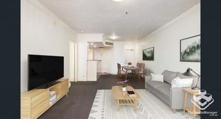 Brisbane City, Furnished 3B + 2B, Available 17 Nov - Photo 2