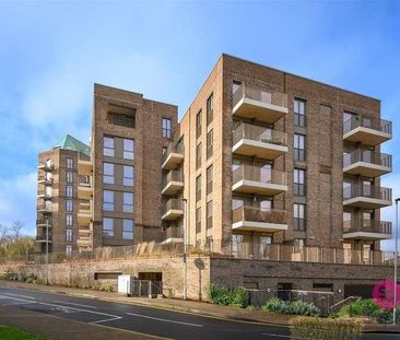 Medawar Drive, London, NW7 - Photo 1