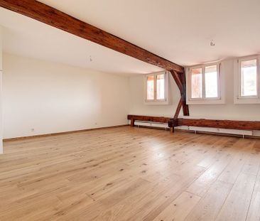 Magnifique appartement de 2.5 pièces dans les combles - Photo 1