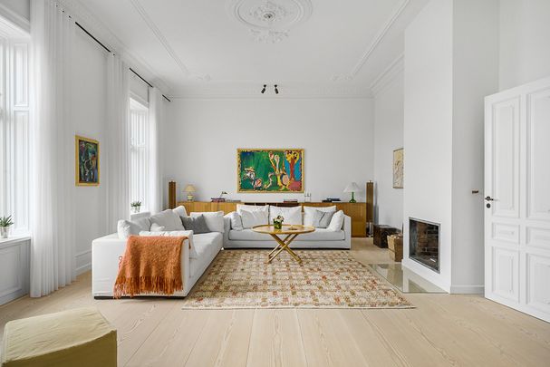 Eksklusiv og sjældent udbudt lejlighed med tagterrasse - Foto 1