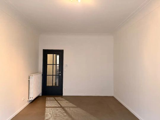 Verzorgd gelijkvloers appartement met tuin - Photo 1