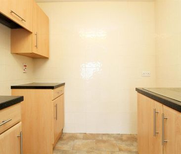 1 bedroom retirement property to rent - Photo 3
