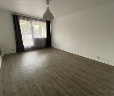 Location Appartement 2 pièces 52m² ST JEAN DE BRAYE 45800 - Photo 3