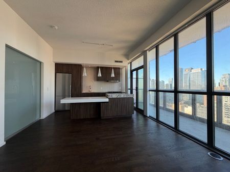 X2 CONDO: Charles St E & Jarvis St (101 Charles St E) AD#002305 - Photo 2