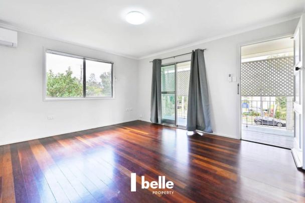 Immaculate Family Home in Prime Springwood Location - Photo 1