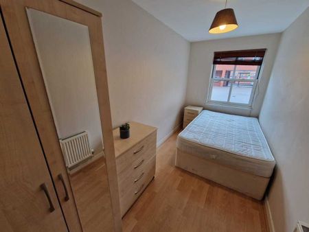 2 Bed Student Accommodation - Photo 5