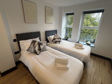 2 Bed Flat, Sia Court, N12 - Photo 5