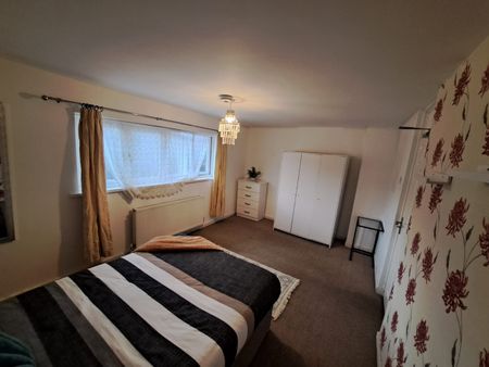 Room in a Shared House, Ettrick St, E14 - Photo 3