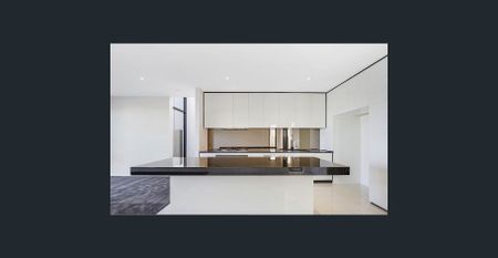 Stunning 4 Bedroom Home - Photo 4