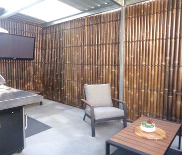 8/13 Vinko Court, Fraser Rise, Vic 3336 - Photo 1