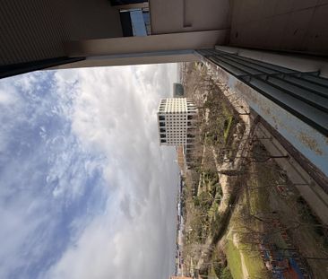 Dúplex de alquiler en Avenida de Severo Ochoa, 22, Vega de la Moraleja - Photo 2