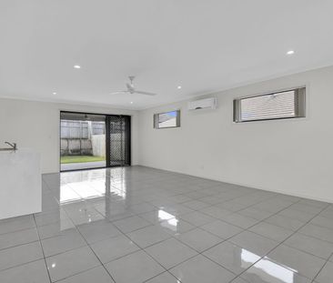 8 Moor Circuit, Warner, Qld 4500 - Photo 1