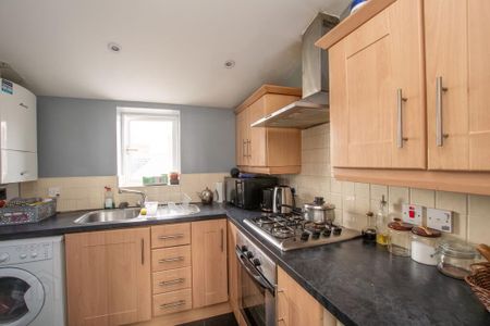 Apartment 7 Belgravia House, 2A Belgravia Avenue, Belfast, BT9 7BJ - Photo 4