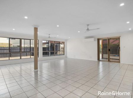 Executive Living with a pool! - Photo 4