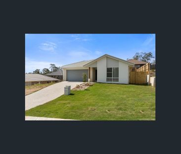 Family Home In Quiet Street - Photo 6