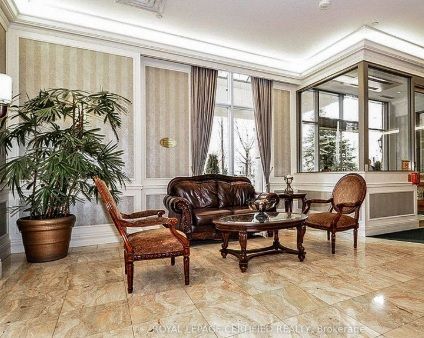 For Lease - 35 Kingsbridge Garden Circle Unit# 110, Mississauga, Ontario - Photo 1