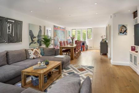 4 bedroom semi-detached house to rent - Photo 3