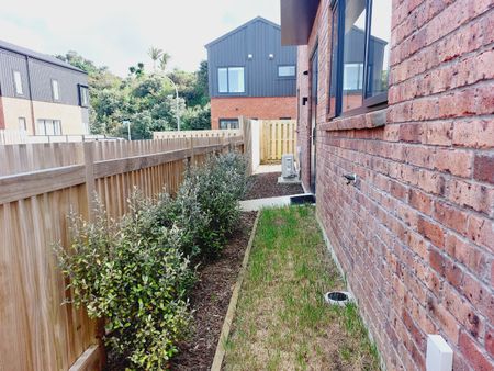 Modern Living - Photo 5