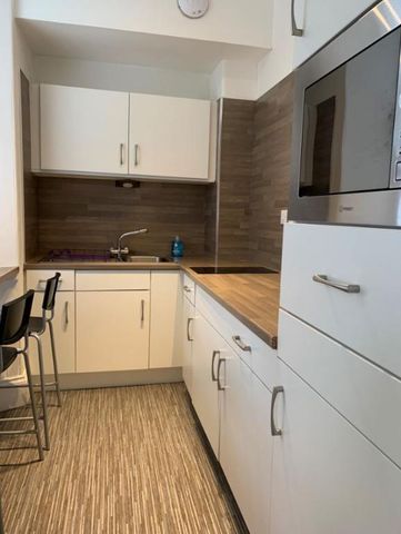 Studio to rent - Photo 5