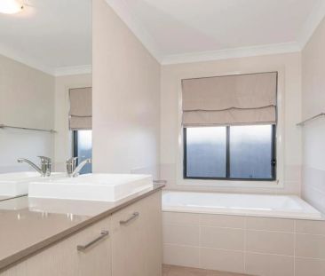 30 Les Circuit, Gillieston Heights. - Photo 5