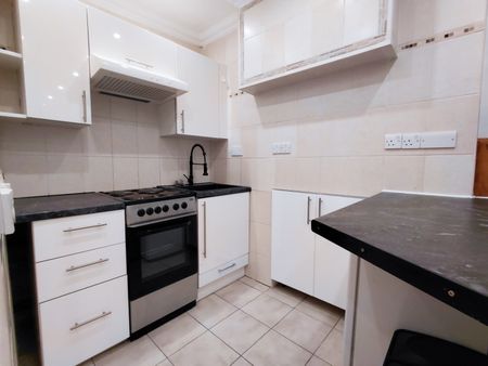 Sterndale Road, London W14 - Photo 2