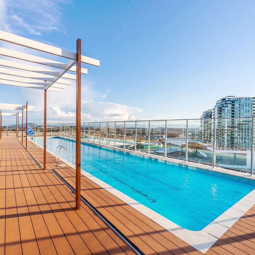 Amenity Rich. High in the Sky. - Photo 1