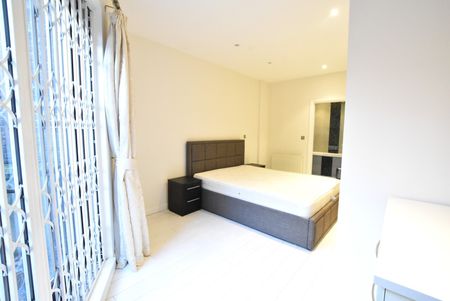 Hamilton House, St. Johns Wood, London NW8 - Photo 5