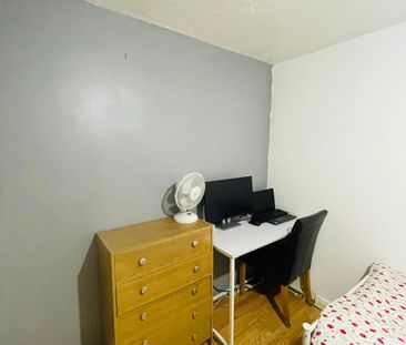 Room in a Shared House, Prince Of Wales Road, S2 - Photo 2