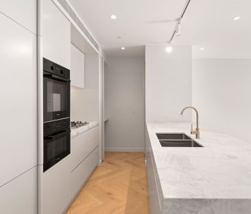 Thinking of selling? Contact our agent - Photo 2