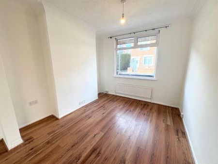 112 Dunraven Avenue, Belfast, BT5 5JS - Photo 5