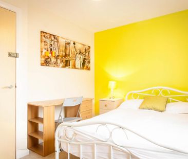 3 bedroom detached house to rent - Photo 4