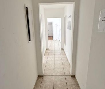 Sanierte möblierte 1,5 Zimmerwohnung mit Einbauküche - Photo 1