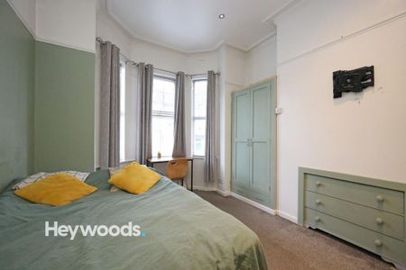 1 bedroom house of multiple occupation to rent - Photo 3