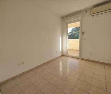 Location Appartement 3 pièces 63m² LA GARDE 83130 - Photo 3