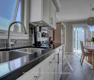 For Lease - 47 Acorn Crescent Unit# Main, Wasaga Beach, Ontario - Photo 1