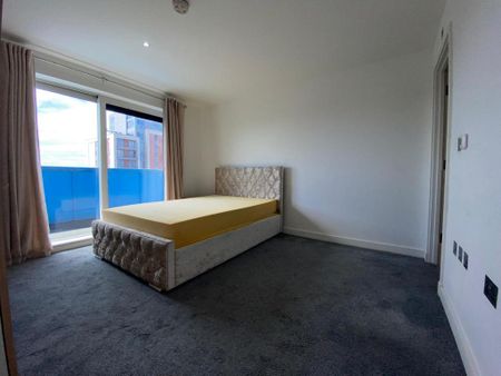 2 bedroom flat to rent - Photo 3