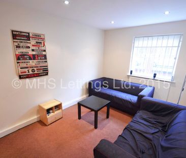 5 Bedroom Ground Floor Flat for rent in Headingley Rise - Photo 2