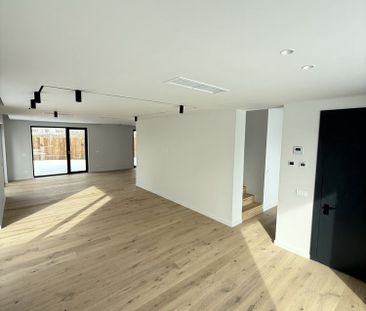 Inchiriez vila P+1, 4 camere, Tunari - Photo 3