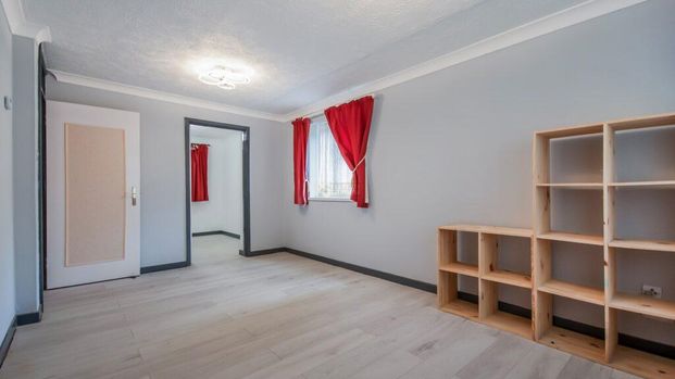 3 bedroom flat to rent - Photo 1